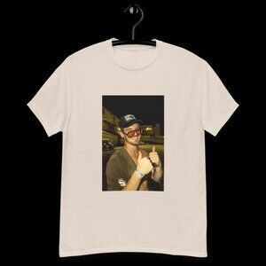 Griz Men's classic graphic tee (Dubstep)
